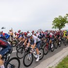 El ciclista ecuatoriano Richard Carapaz se mantuvo en el pelotón principal durante la tercera etapa del Giro de Italia.