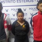 Los dos hombres y la mujer detenida fueron puestos a órdenes de las autoridades.