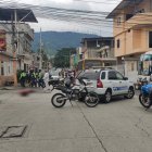 Al sitio llegaron policías para acordonar los alrededores.
