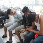 Cinco hombres fueron detenidos para investigación. Varios tenían antecedentes.