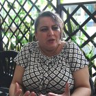 Jenny Villegas, esposa del fallecido, asegura sentir indignación ante la manera en la que han tratado el suceso.