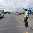 Agentes de tránsito estuvieron desplegados en puntos estratégicos de las vías en el país.