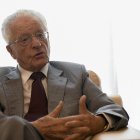 El nuevo embajador de Ecuador en Madrid, Andrés Vallejo, mantiene una entrevista con la Agencia EFE, en Madrid. España puede ayudar mucho a Ecuador con "asesoramiento y entrenamiento de personal" de prisiones y de seguridad publica, "y también con tecnología, que es fundamental", resalta el nuevo embajador del país sudamericano en Madrid. EFE/ Victor Lerena