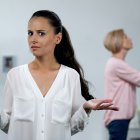 Un hombre con mamitis no sabe tomar decisiones.