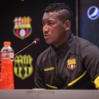 Jhon Jairo Cifuente fue presentado oficialmente como nuevo jugador de Barcelona.