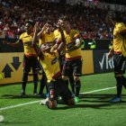 Fidel Martínez (c) fue una de las piezas clave que tuvo Barcelona, en la Copa Libertadores 2020.