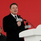Musk, Tesla y SpaceX demandados por supuesta estafa piramidal de Dogecoin