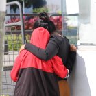 La hermana y la hija de Marianela Candela Erazo llegaron a la morgue para retirar su cuerpo.