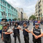 Finalmente, los agentes arreglaron las diferencias.