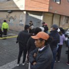 Agentes de la Unidad Criminalística arribaron después del asesinato para recoger las evidencias.
