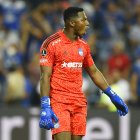Pedro Ortiz la figura de Emelec ante Atlético Mineiro.