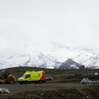 Equipos de rescate se encuentran en el nevado para iniciar operaciones de extracción de cuerpos en caso de necesitarse.