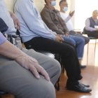 En primera instancia los asistentes se rehúsan a los talleres, pero terminan  reconociendo sus errores.