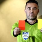 El árbitro brasileño Igor Benevenuto se declaro homsexual, en una entrevista con un medio de su país.