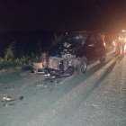 Frente a este auto se estrelló Zúñiga, quien deja en la orfandad a un menor de edad.