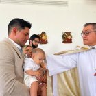 ¡Bautizan a Lorenzo, el hijo de Emilio Pinargote!