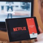 Netflix se asocia con Microsoft para diseñar modelo de suscripción con anuncios