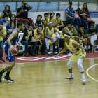 Barcelona y Leones protagonizaron un intenso partido en el coliseo Abel Jiménez Parra de Guayaquil. La victoria fue para los riobambeños.