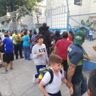 En el colegio República de Francia dejaronsalir a los ‘pelados’ antes de tiempo.