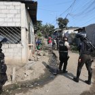 A partir de este hecho violento, la zona permanece con presencia policial.