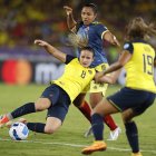 Colombia vence a Ecuador 2-1 y queda a un punto de las semifinales