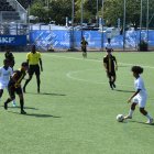 El conjunto de Emelec (blanco) se impuso 2-0 al NorCal de Estados Unidos, en la segunda fecha de la Gothia Cup.