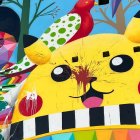 Al Pikachu del mural le lanzaron pintura. Lo dejaron con la ‘ñata’ colorada.