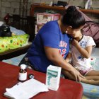 La niña se encontraba fuera de peligro, bajo el cuidado de su madre.