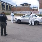 La víctima se bajaba de su automotor cuando fue atacado.