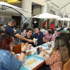 La calle Panamá se ha convertido en un punto de encuentro de los guayaquileños.