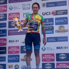 Ana Vivar, del Movistar Best PC, subió al podio de la Vuelta a Colombia como la mejor ciclista extranjera.