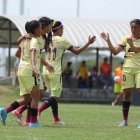 Los playoffs de la Superliga femenina estaban previstos que inicien el viernes 12 de agosto, pero fueron suspendidos por la paralización de los árbitros.