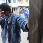 Agustín Panchana llora al recordar las últimas palabras del menor de sus hijos, quien le pedía ayuda.