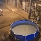 Ninguno de los disparos lo impactaron. Los criminales huyeron a pie.