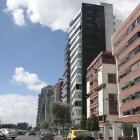 La avenida Shyris, en el norte, expone nuevas construcciones.