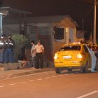 Stalin Alejandro Borbor fue atacado cuando se estacionaba frente a su casa.