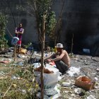 Dos hombres que ocupan el espacio dicen que son inofensivos  y que más bien han correteado a los ‘choros’.