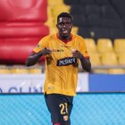 Barcelona se pronuncia sobre el video de Michael Carcelén tomando cerveza