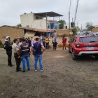 En Manabí, los pistoleros esperaban la salida de la fémina de la entidad educativa y le descargaron una ráfaga de tiros en el interior de un vehículo.