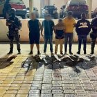 Según las investigaciones policiales preliminares, uno de los detenidos se encargaba de alquilar casas para almacenar la droga.