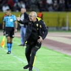 El estratega de Barcelona, Jorge Célico, deberá recomponer su equipo para la final de la LigaPro.