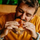 Una conexión cerebro-intestino impulsa el deseo de comer grasas