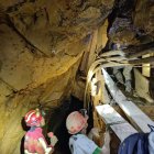 Momento en el que operan dentro de la mina.