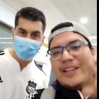 Un aparente hincha de Emelec le hizo una broma de mal gusto al estratega Ismael Rescalvo.