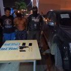 Los implicados, además de la camioneta robada, tenían un arma y municiones.
