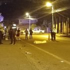 Los paramédicos se percataron de que el muchacho tenía golpes en su cabeza y piernas.