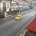 Cuenca soporta un torrencial aguacero con granizo y relámpagos