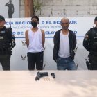 Los sujetos, al parecer, se dedicaban a robar a los transeúntes.