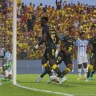 El gol del empate de Barcelona fue obra de Jhon Jairo Cifuente.