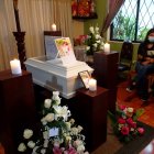 Tras la práctica de la autopsia se conoció que la causa de muerte fue asfixia mecánica por sofocación manual.